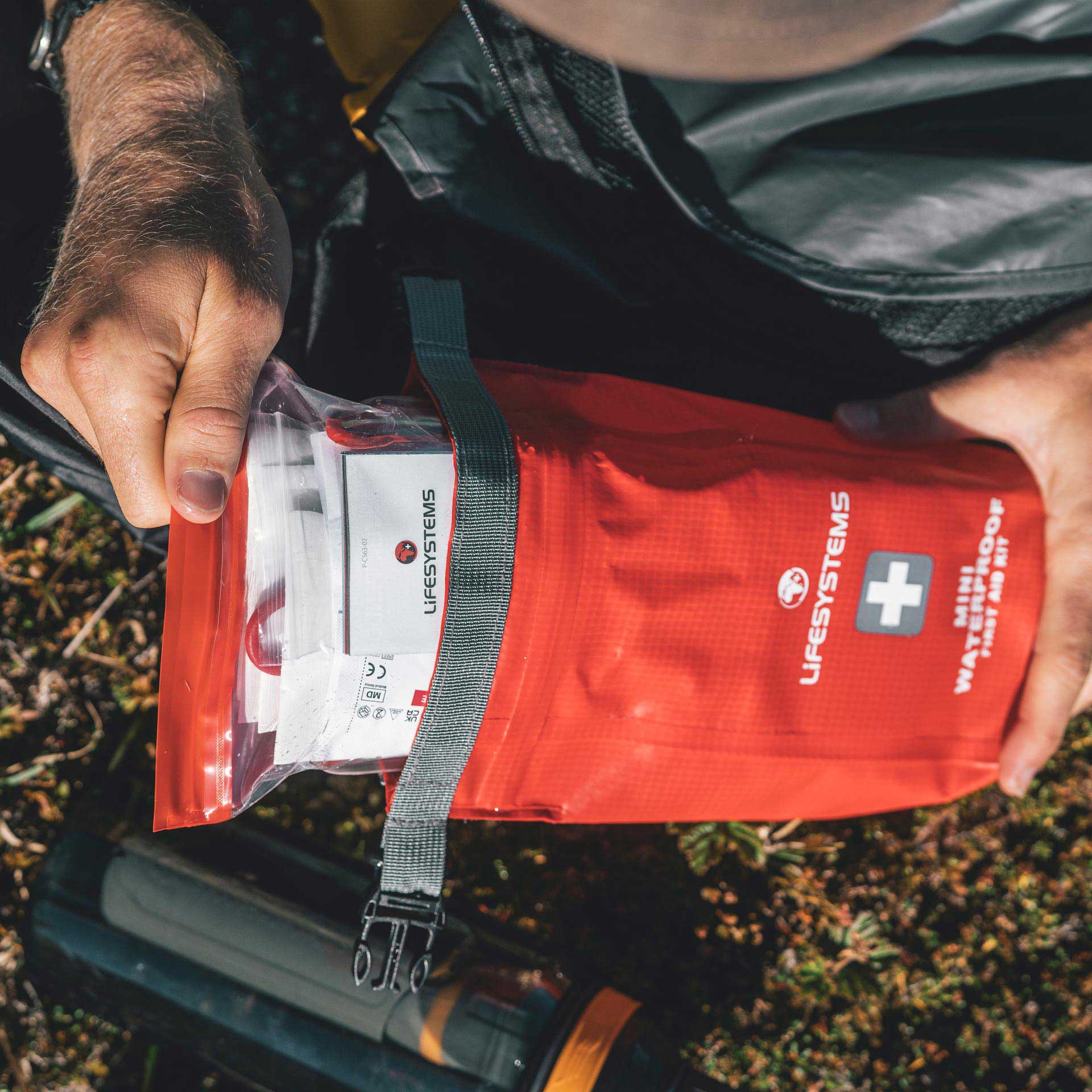 Mini Waterproof First Aid Kit