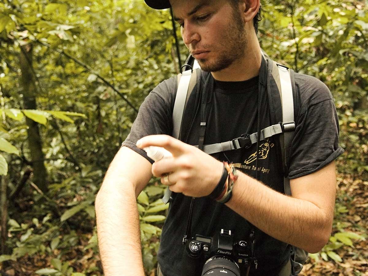 How to Pick the Right Repellent for Your Summer Trips